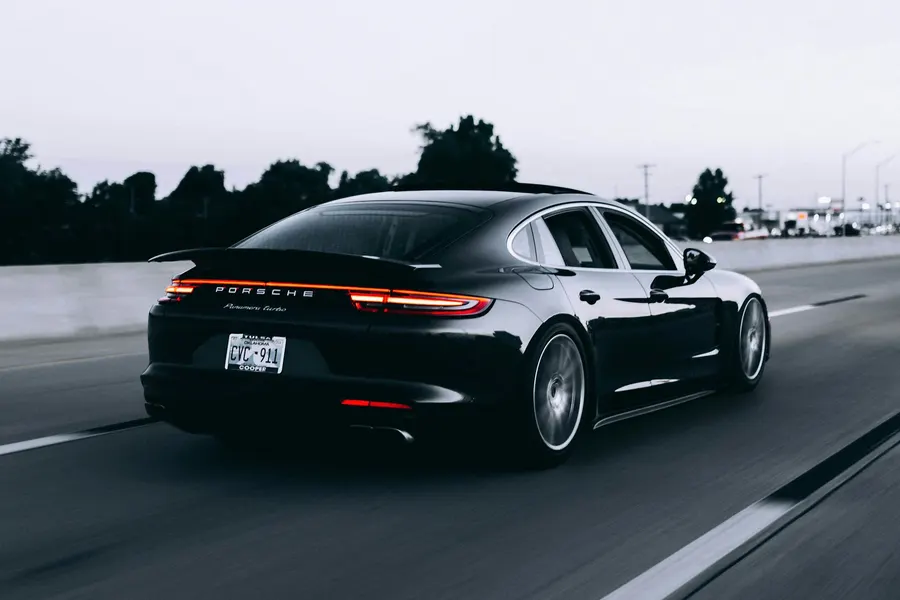 Porsche 718 Cayman